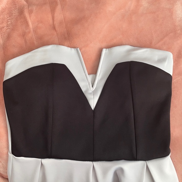 Black and white strapless dress - Picture 3 of 4